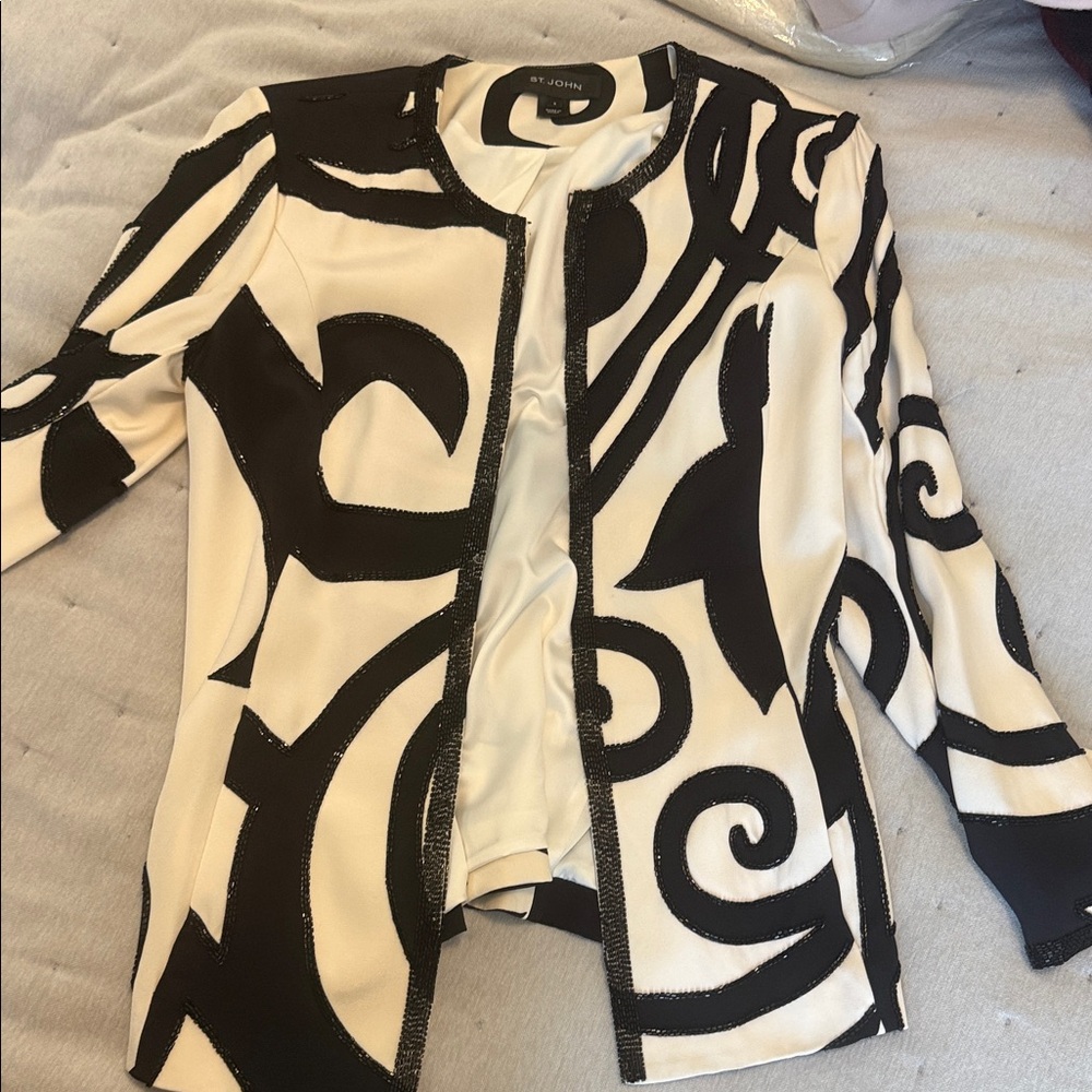 St. John Black and White Abstract Open-Front Jacket